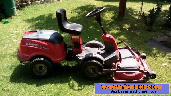 Sekačku trávy Rider  XK13