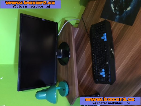 Počítačový stůl