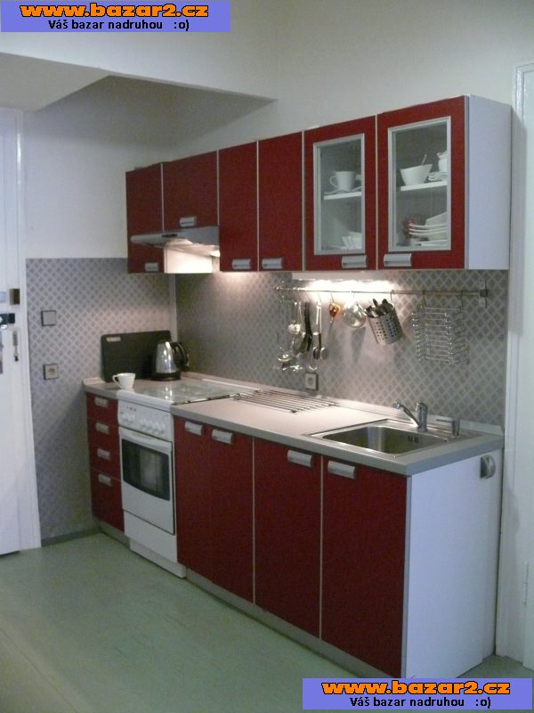 PRONÁJEM  ZAŘÍZENÉHO  BYTU 2+KK - PRAHA7 / Přímí majitel