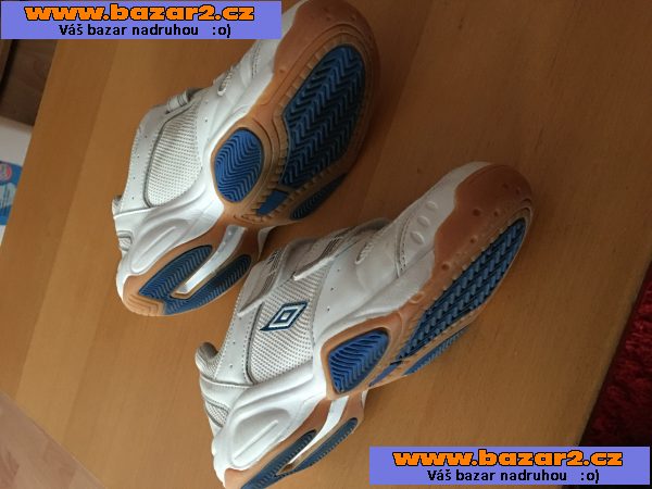 Sálové boty UMBRO, vel. 34