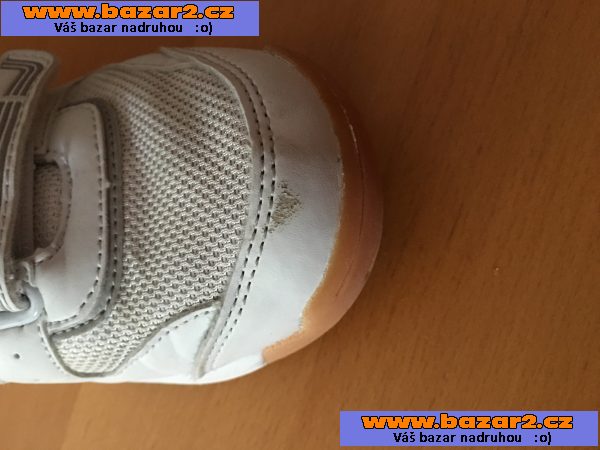 Sálové boty UMBRO, vel. 34