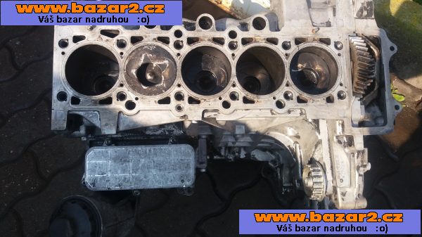 volkswagen transporter T5 motor 2,5tdi 96kw tyo BNZ