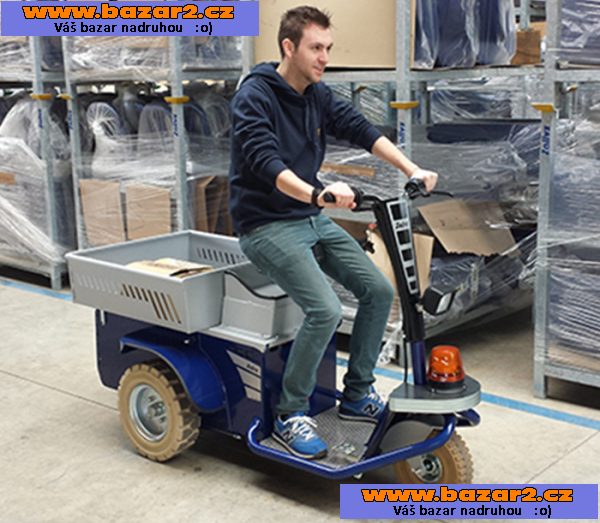 Elektrický Tahač se Sedícím Řidičem Jack Master