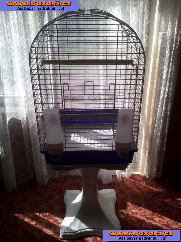 Klec na středně velké papoušky