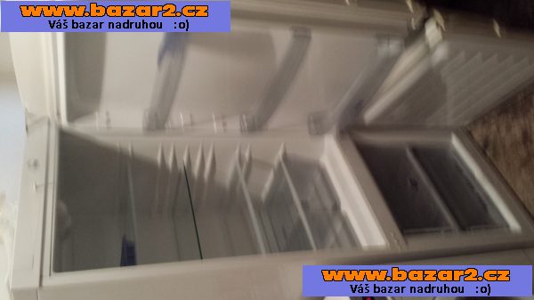 Lednička Wirlpool ARC5724