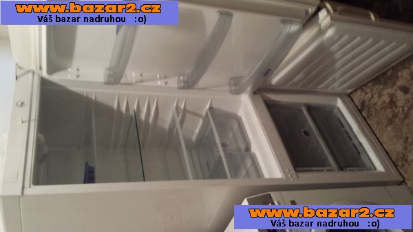Lednička Wirlpool ARC5724