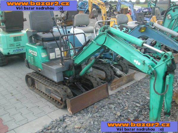 Minibagr Komatsu PC-03
