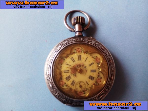 dámské náramkoé hodinky a hodinky kapesní