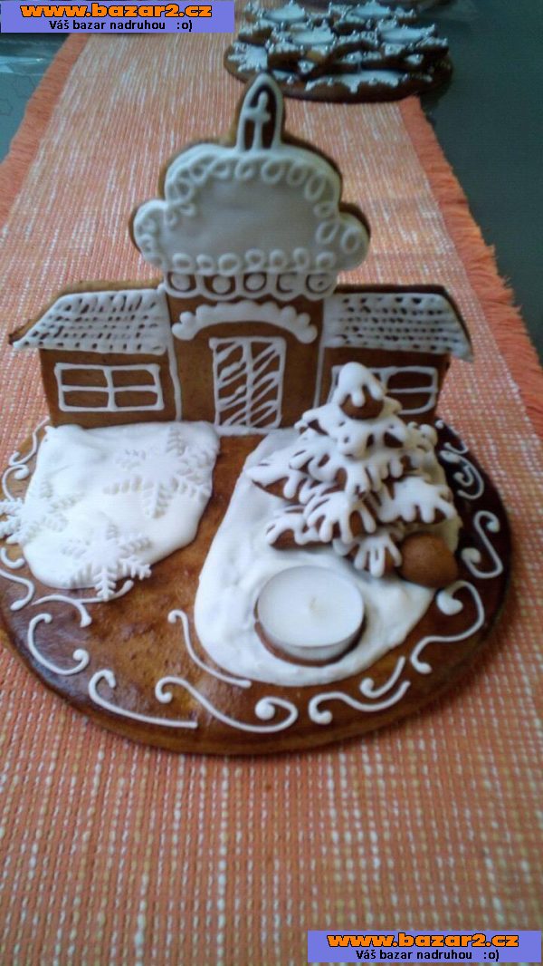 Vánoční perníkový svícen.