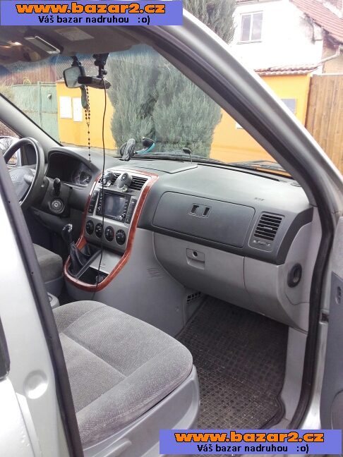 kia carnival 2.9 CRDI 106KW r.v.2005