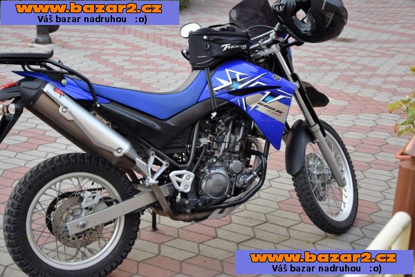 Prodám Yamahu XT 660r/ rv. 2007 Najeto 22400 Km/ 89000Kč