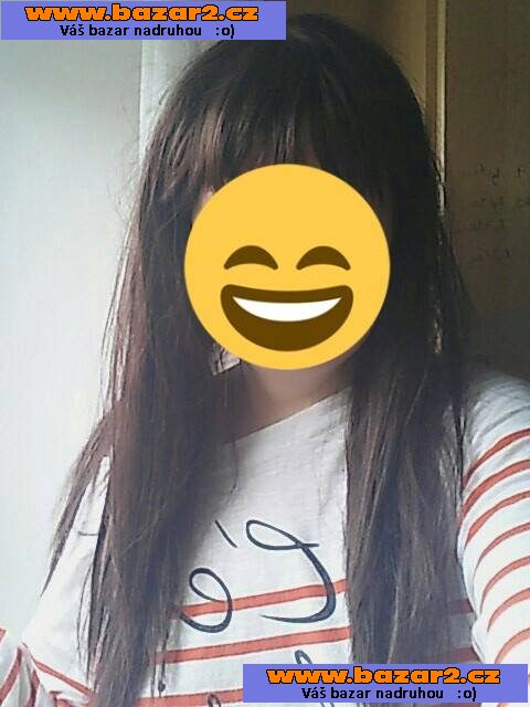 Prodám tmavě hnědou paruku z kvalitního japonského vlákna (kenakelon)