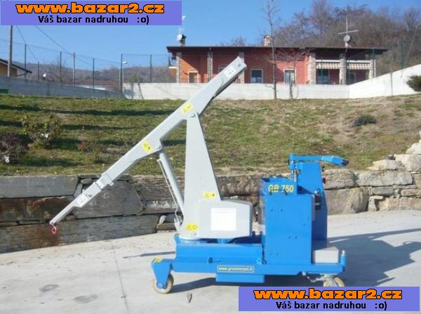 Pojízdný elektrický jeřáb Gruniverpal GB750