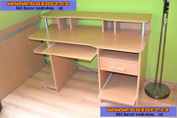 Prodám moderní PC stůl