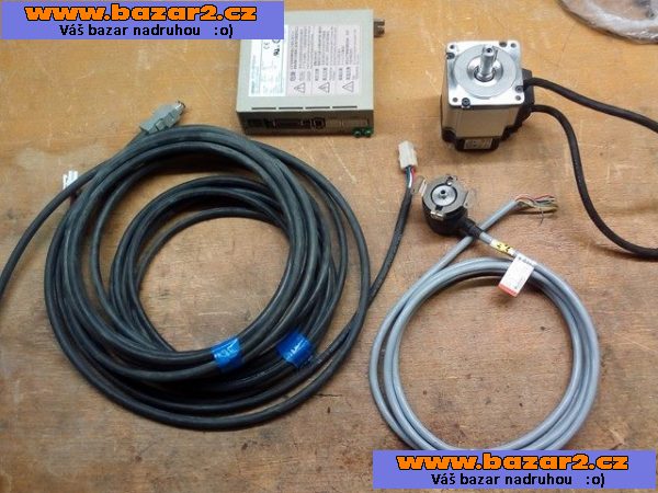 Servomotor Omron R88M-G20030H-S+příslušenství 