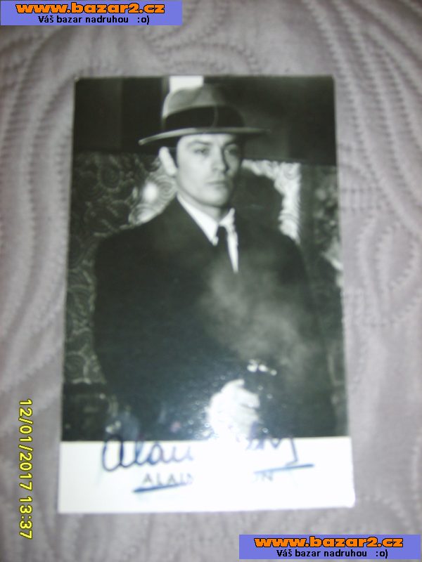 Predám autogram na fotografii - Alain Delon / r. 1977 /
