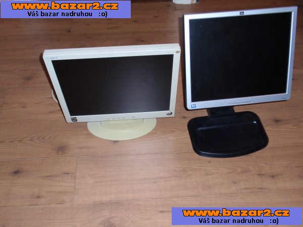 Dva monitory k PC