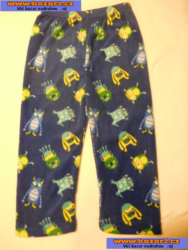 Set s Little Monster