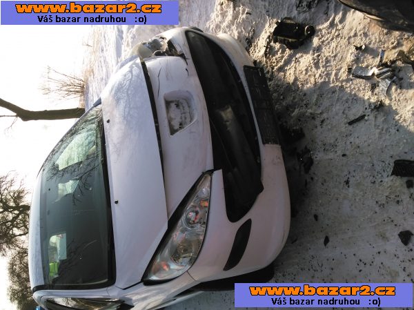 peugeot 207 havarovaný