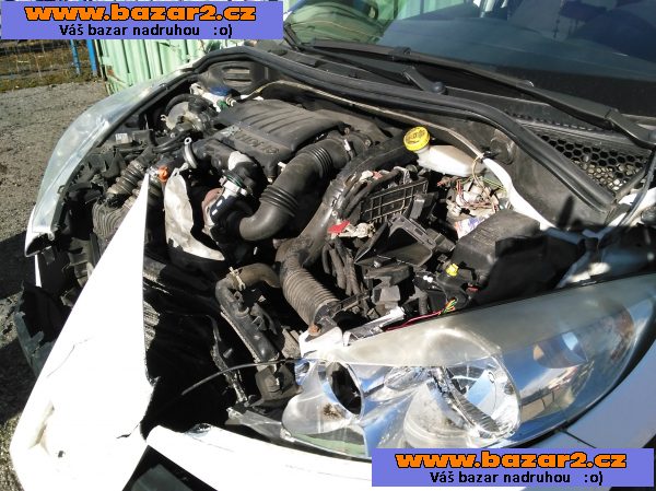 peugeot 207 havarovaný