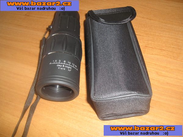 Dalekohled 16x52