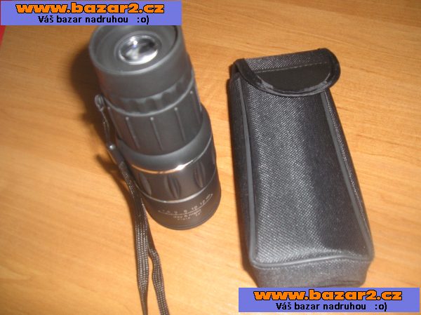 Dalekohled 16x52