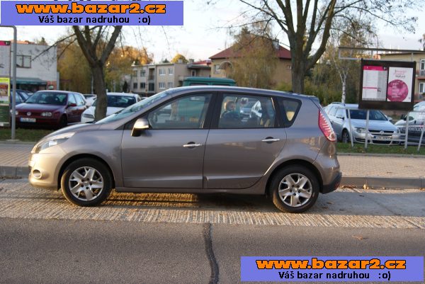 Renault Megane Scenic, 8/2011