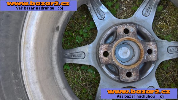 Prodám 4 elektony se zimnímy pneumatikamy na  Ford Fusion
