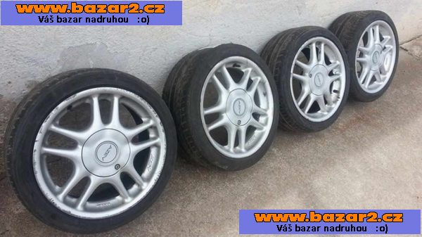 Azev 4x100 7,5Jx16 ET35 pneu 215