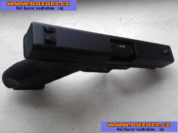 Pistole GLOCK 17 cal. 6mm flobert - NOVÁ