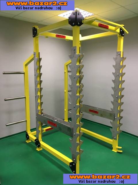 Fitness stroje