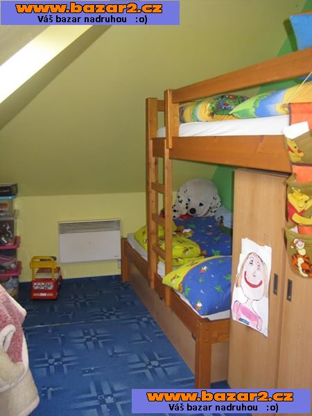 Variabilní dvoupatrová postel + skříň SLEVA!!