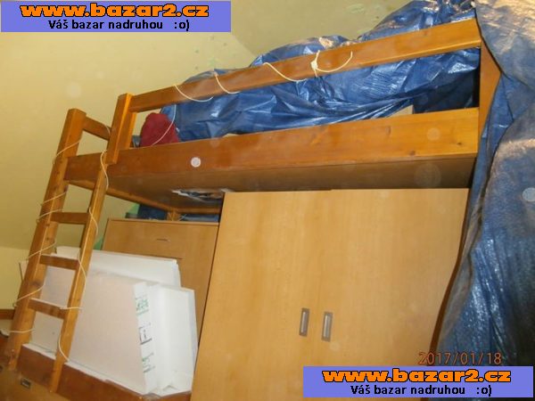 Variabilní dvoupatrová postel + skříň SLEVA!!