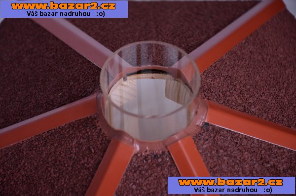 Ptačí krmítko-3, inzerce-cz.cz Ptačí krmítko