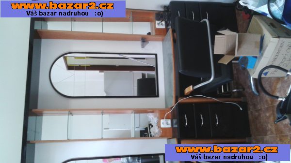 Kadeřnické vybavení