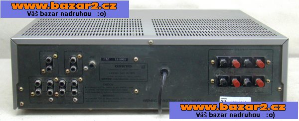 Vintage integrovaný zesilovač ONKYO 2x 130 W