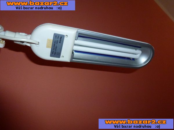 Stolní variabilní lampu