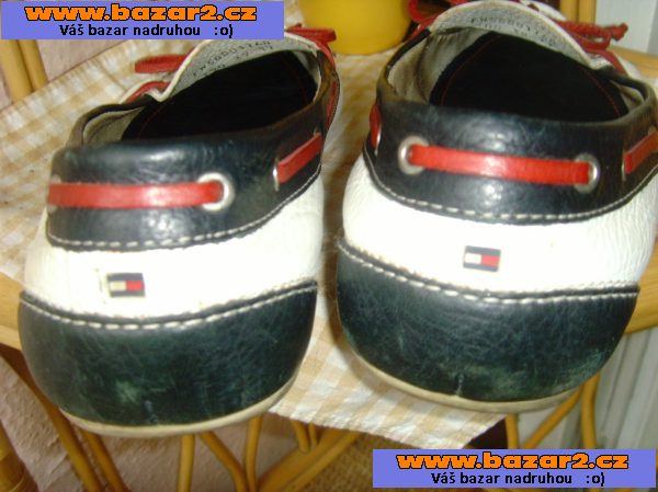 TOMY HILFIGER - baleriny velikost 39 stélka 25 i na širší nohu