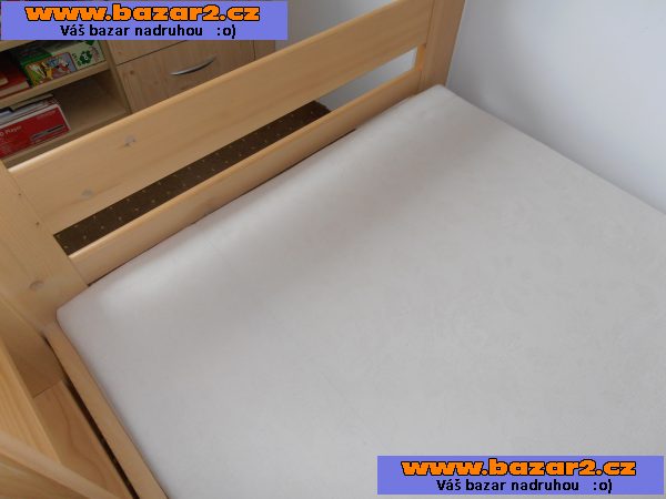 Palanda borovice včetně dvou matrací. VŮBEC NEPOUŽITÉ