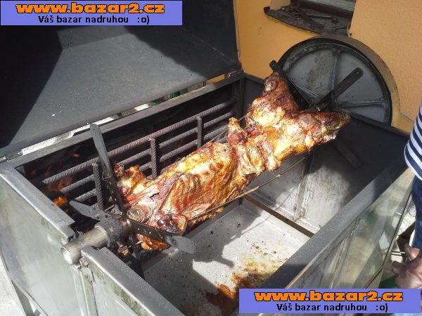 Nerezový krb  na grilování  prasátka,krůty,jehněte, kuřat  a pod..