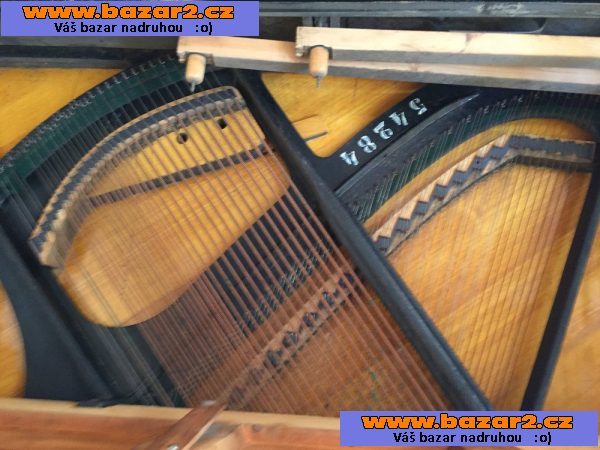 Prodám použité piano