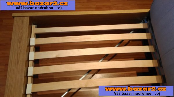 Manželská postel 180*200cm včetně lamelových roštů a matrace