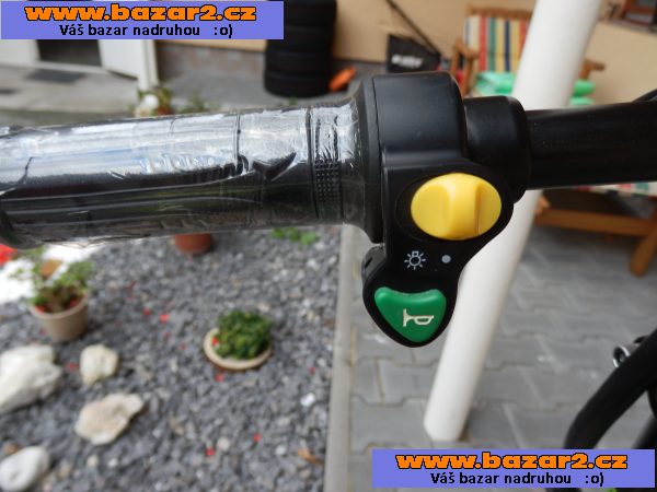 Dětská elektrická koloběžka věk 7-12 let
