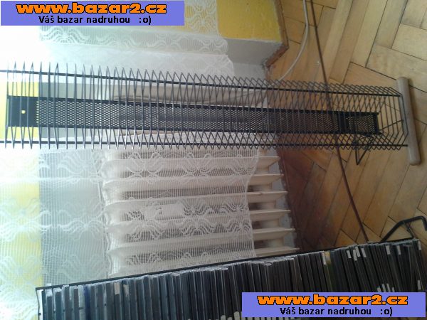 stojany ma CD/DVD
