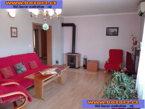 Prodej, rodinný dům 4+1 a 1+1, Ptice, Praha Západ