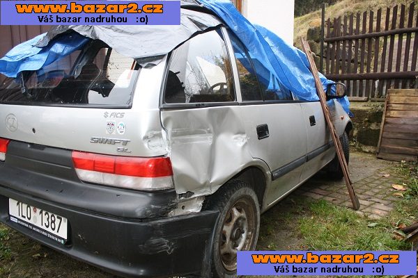 SUZUKI SWIFT 1,0 bouraný, STK 04/2018