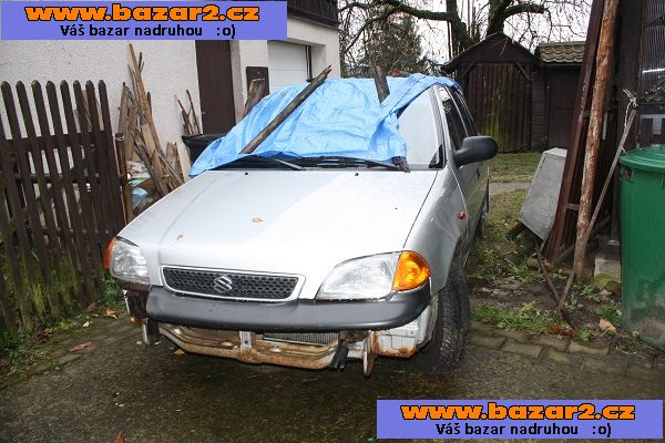 SUZUKI SWIFT 1,0 bouraný, STK 04/2018