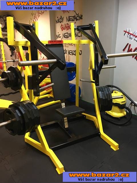 Fitness stroje