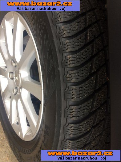 Prodám Jeep Grand Cherokee r.v.2012 Top stav 