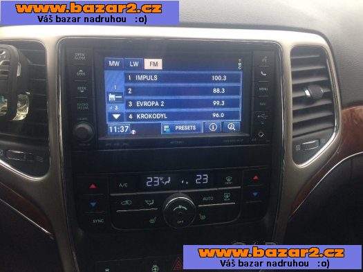 Prodám Jeep Grand Cherokee r.v.2012 Top stav 